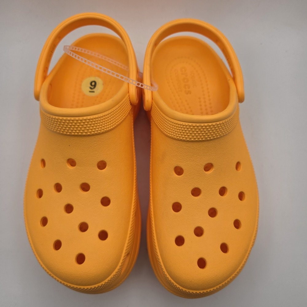 Crocs Bae Clog Women's 9 Orange Platform Chunky Sandal NWOT Classic Style - Picture 4 of 11